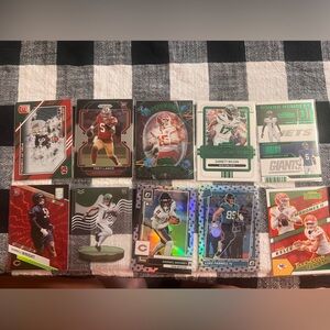 Lot of 10 football cards